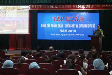 TẬP HUẤN CÔNG TÁC PHÒNG CHÁY – CHỮA CHÁY – VÀ CỨU HỘ CỨU NẠN NĂM 2019